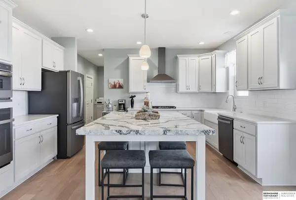 7707 N 173 Street, Bennington, NE 68007