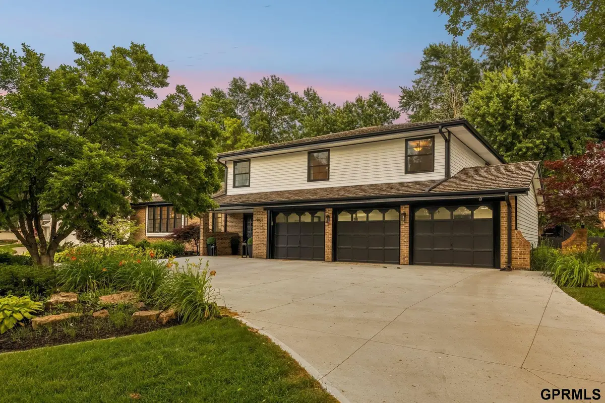 9933 Devonshire Drive, Omaha, NE 68114 - #1