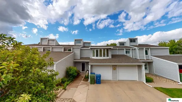 1407 W 40th Street, Kearney, NE 68845