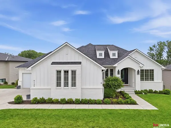 9130 Rattlesnake Road, Lincoln, NE 68520