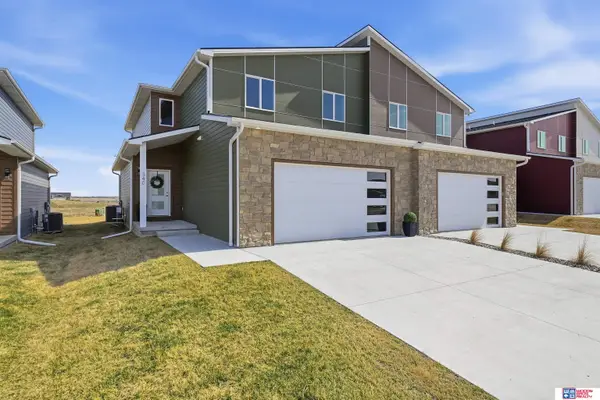340 N 105th Street, Lincoln, NE 68527