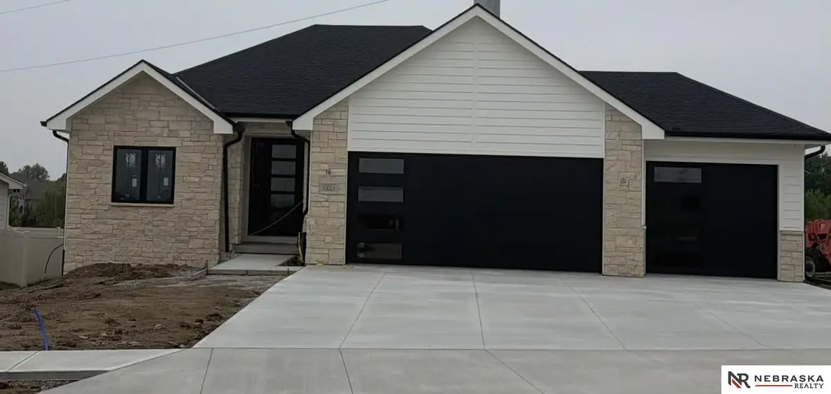 10021 S 180th Avenue Circle, Omaha, NE 68136 - #1