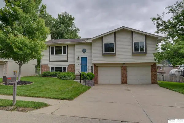 4805 N 127th Street, Omaha, NE 68164