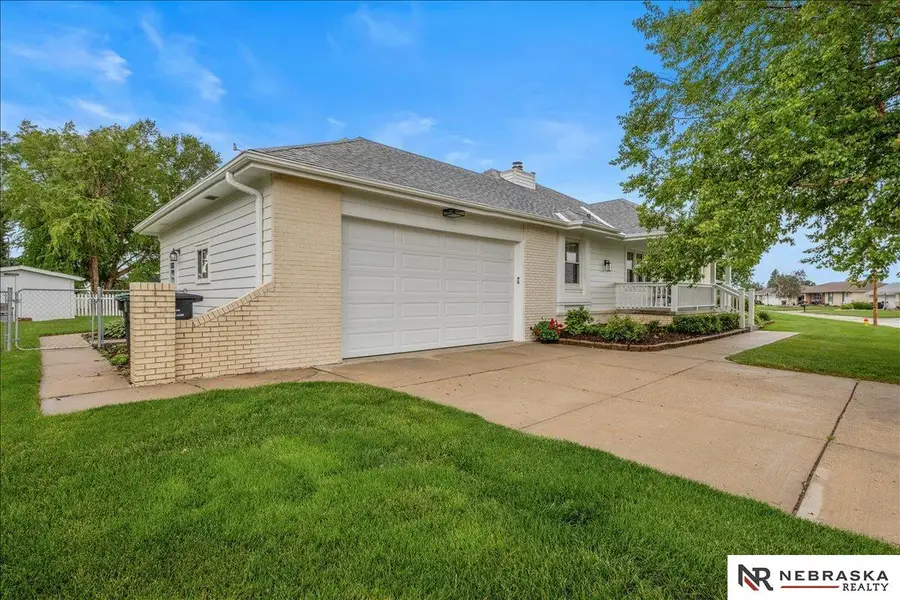 20711 Flavin Street, Elkhorn, NE 68022 - #3