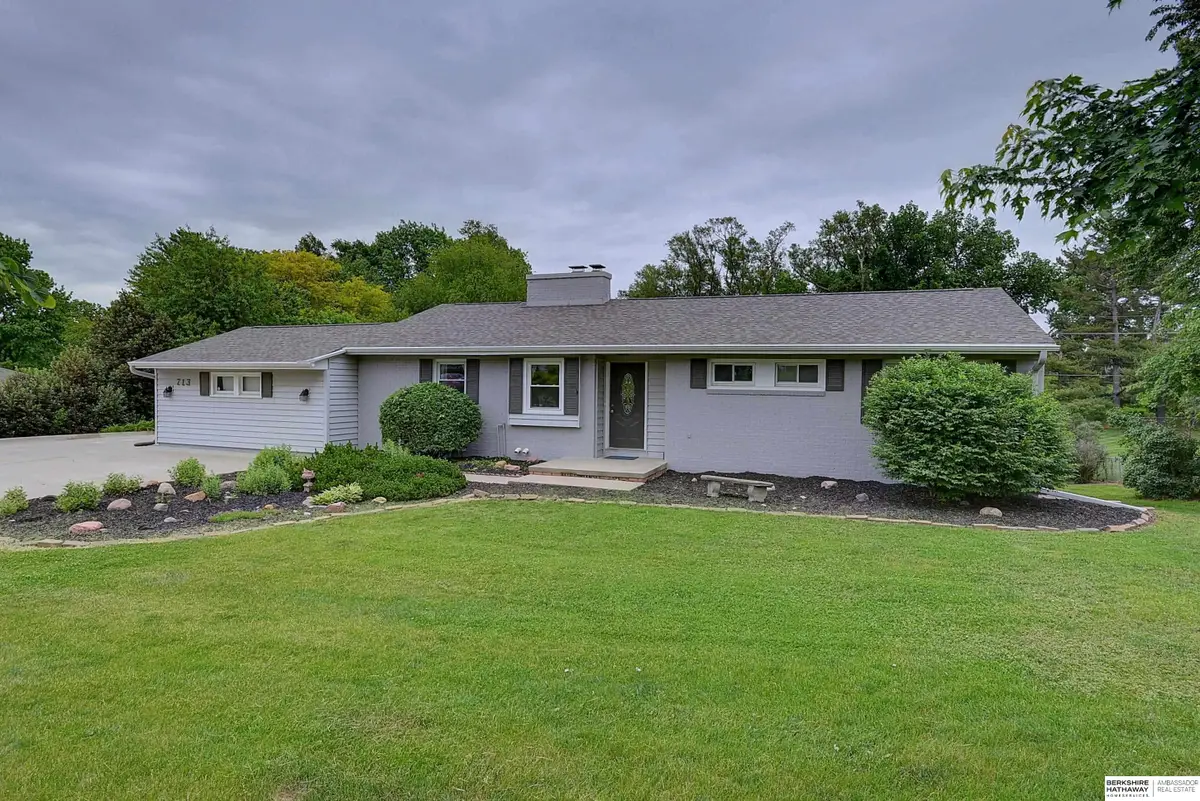 713 S 84th Street, Omaha, NE 68114 - #1