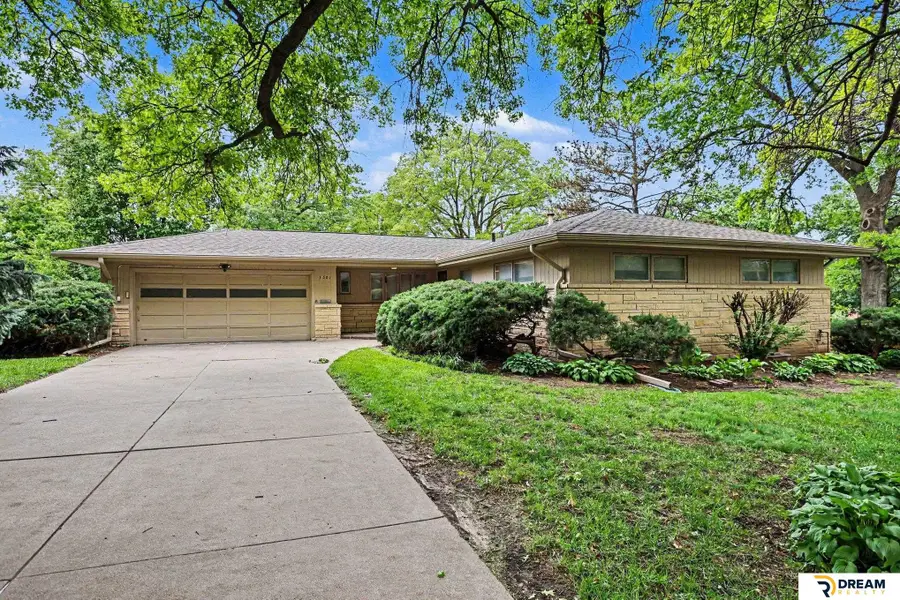 1501 S 58 Street, Lincoln, NE 68506 - #2