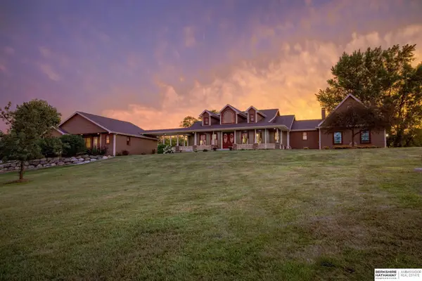 7986 84th Street, Nehawka, NE 68413