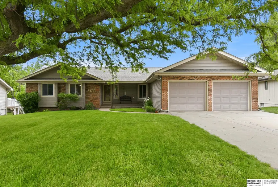 6521 S 92nd Street, Omaha, NE 68127 - #2