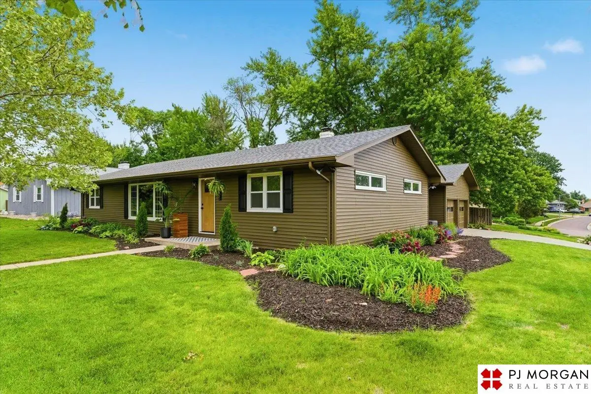 8605 N 57 Street, Omaha, NE 68152 - #1