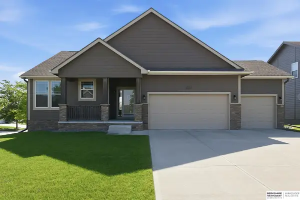 8225 Kilpatrick Parkway, Bennington, NE 68007