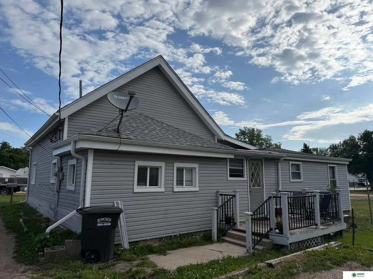 106 E 11th Street, York, NE 68467 - #1