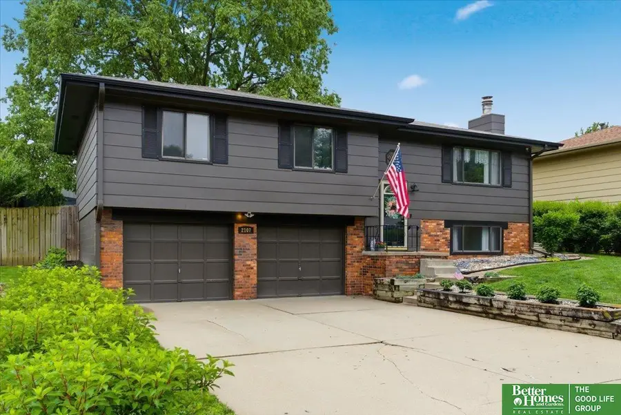 2107 Whitted Drive, Bellevue, NE 68123 - #2