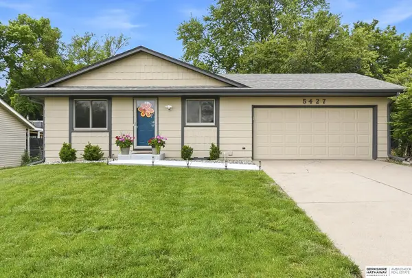 5427 High Street, Lincoln, NE 68506