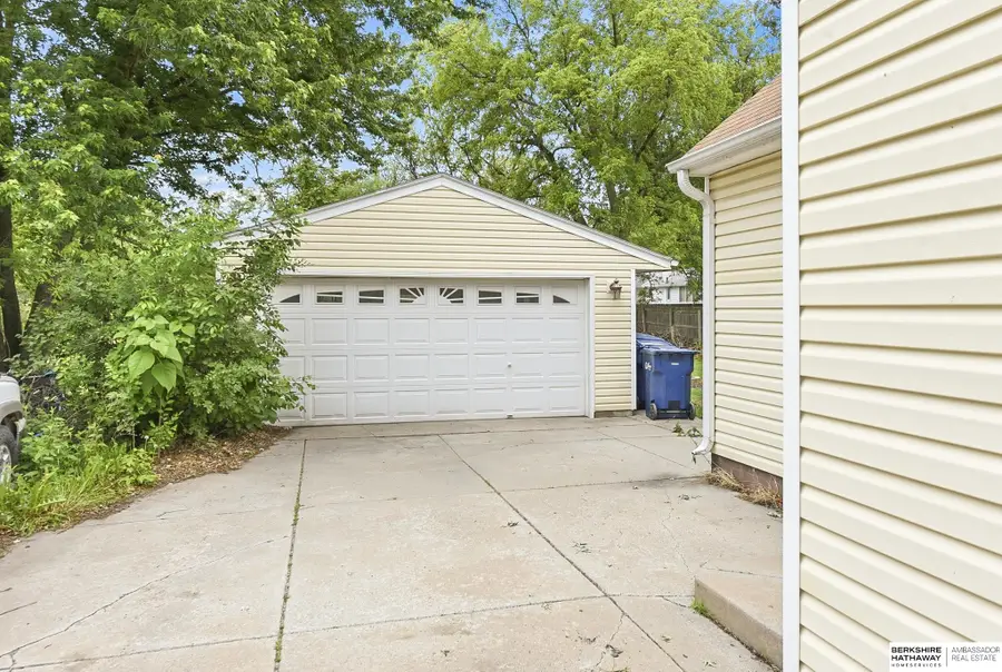 1106 Bluff Street, Bellevue, NE 68005 - #2