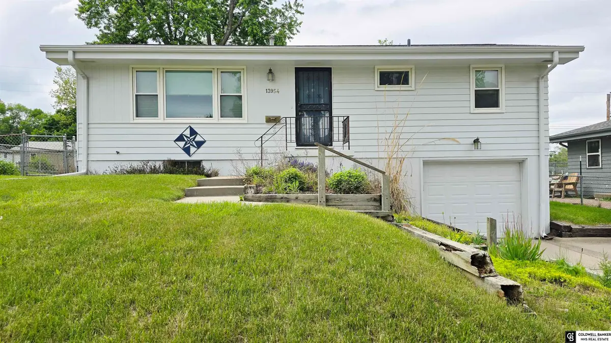 13954 P Street, Omaha, NE 68137 - #1