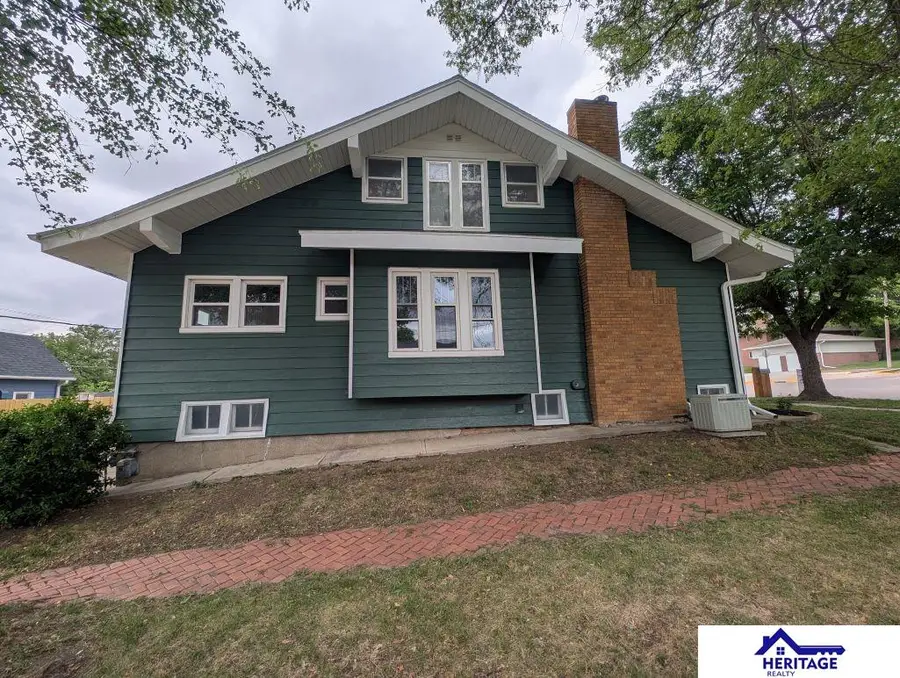 403 N East Avenue, York, NE 68467 - #3