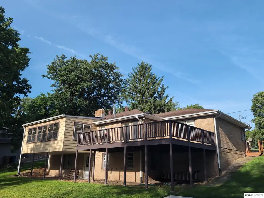 707 N Bellevue Boulevard, Bellevue, NE 68005-4010 - #2