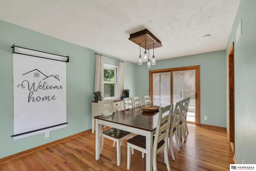 103 Hillcrest Avenue, Bellevue, NE 68005 - #3