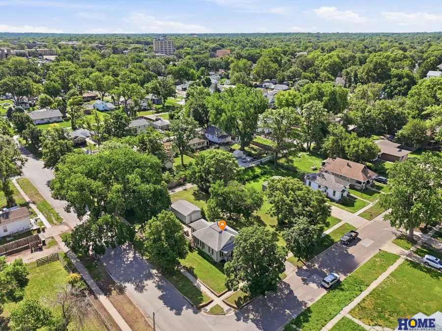 1828 N 30th Street, Lincoln, NE 68503 - #2