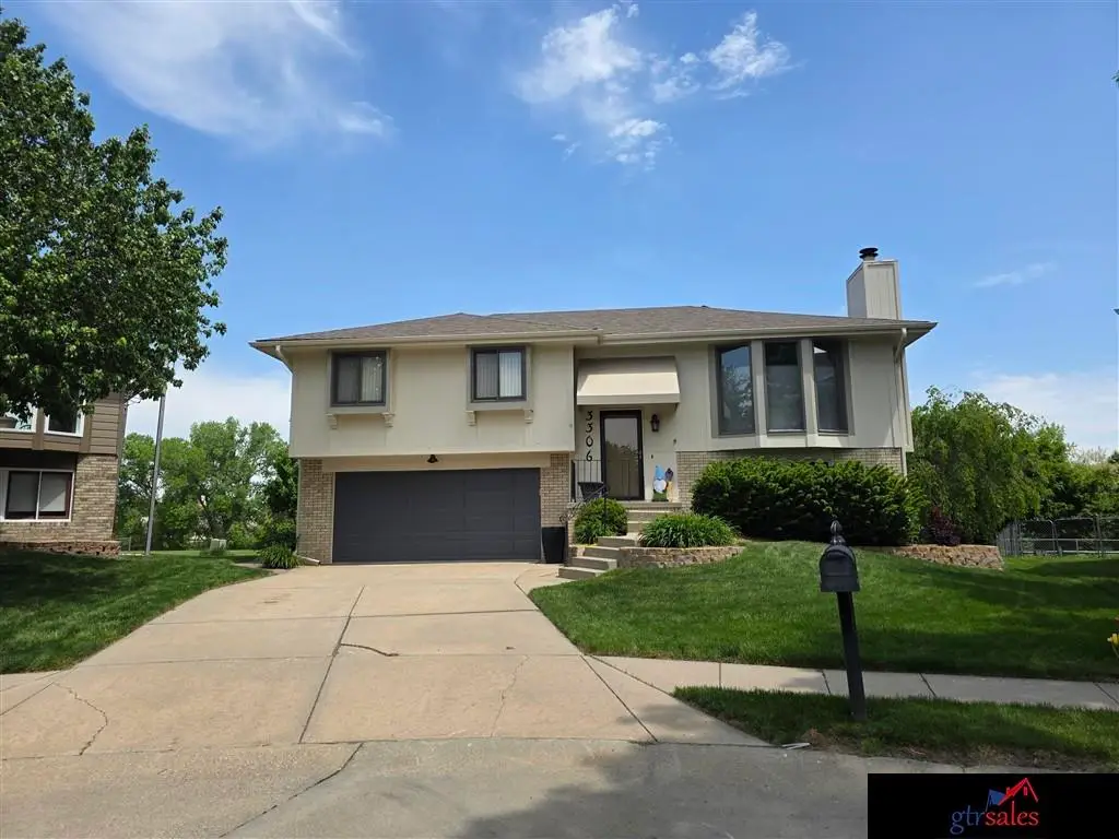 3306 S 152 Avenue Circle, Omaha, NE 68144 - #1