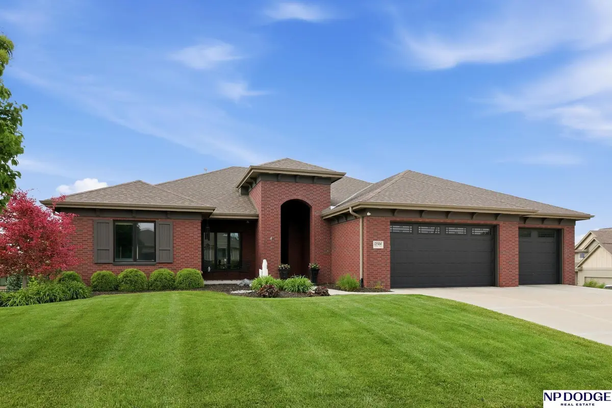 12504 Pintail Circle, Papillion, NE 68046 - #1