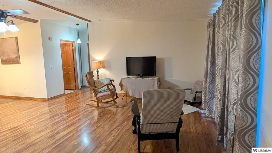 211 Pine Street, Bee, NE 68314 - #3