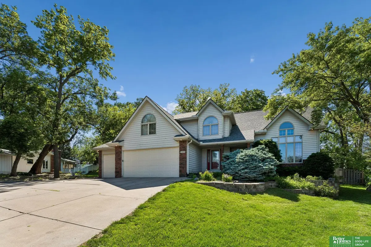 1209 Cottonwood Circle, Papillion, NE 68133 - #1