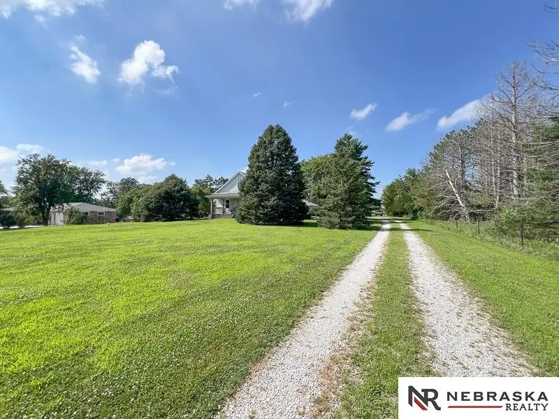 4902 Waverly Road, Lincoln, NE 68514 - #3