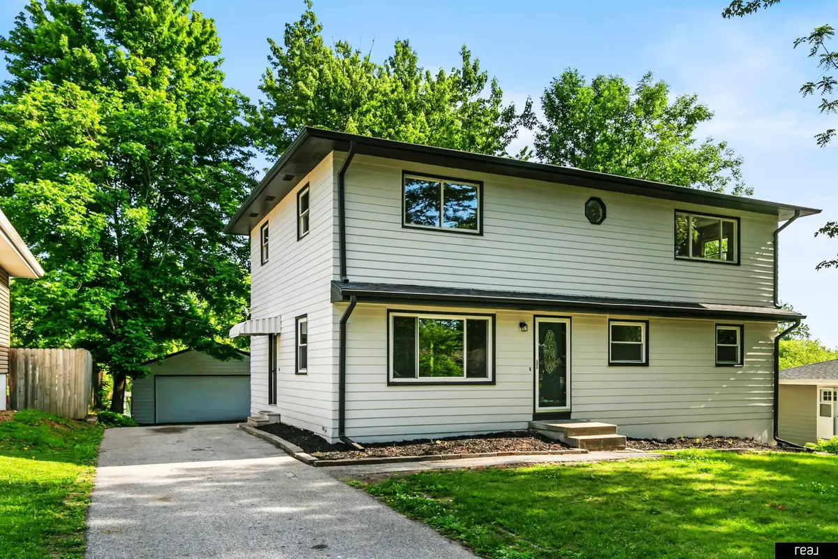 9144 Meredith Avenue, Omaha, NE 68134 - #1
