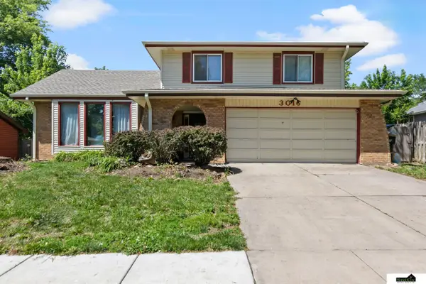 3016 Diadem Drive, Lincoln, NE 68516