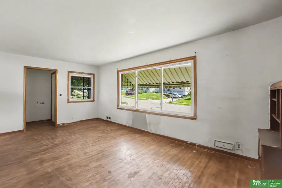 5418 Northwest Drive, Omaha, NE 68104 - #3