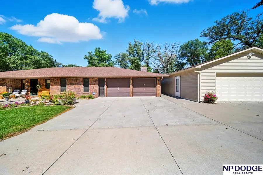27612 Fontanelle Oaks Circle, Nickerson, NE 68044 - #2
