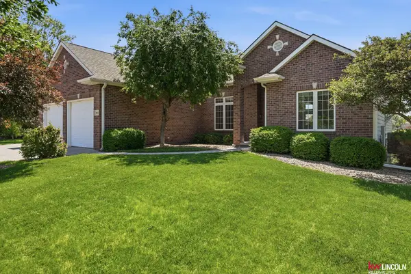8601 Augusta Drive, Lincoln, NE 68526