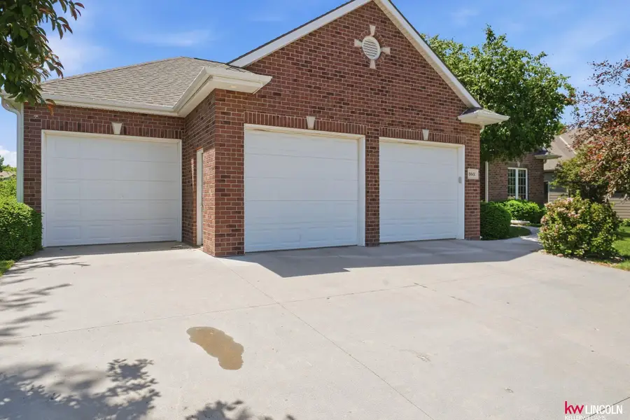 8601 Augusta Drive, Lincoln, NE 68526 - #2