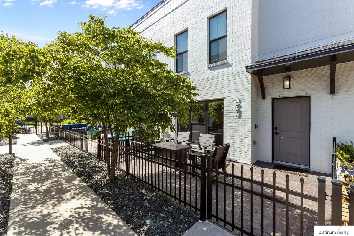 1007 Park Avenue, Omaha, NE 68105-0000 - #1