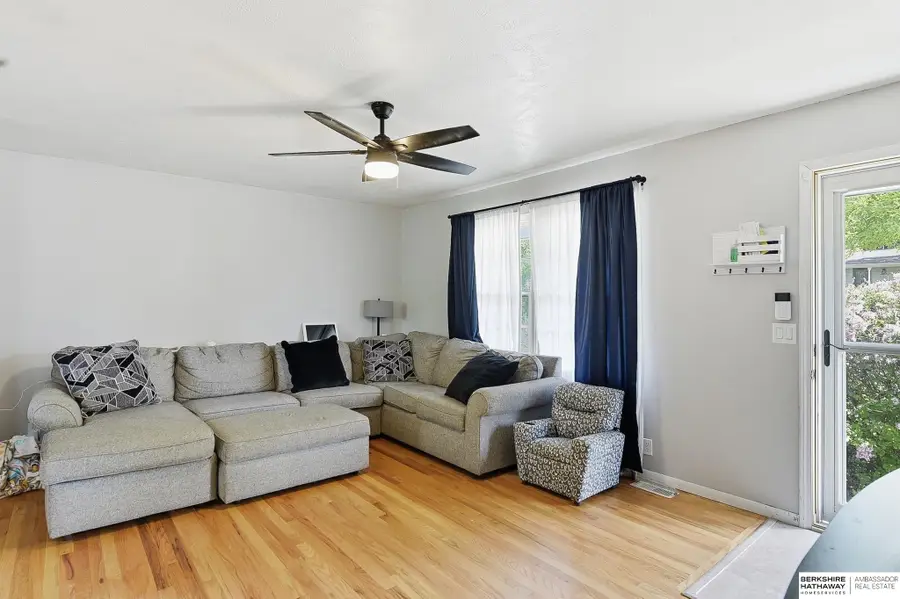 9818 Pratt Street, Omaha, NE 68134 - #3