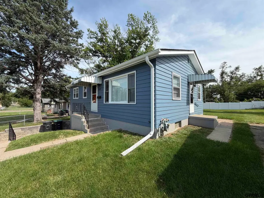 4709 Redick Avenue, Omaha, NE 68152 - #2