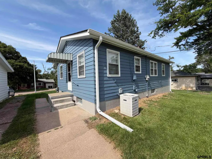 4709 Redick Avenue, Omaha, NE 68152 - #3