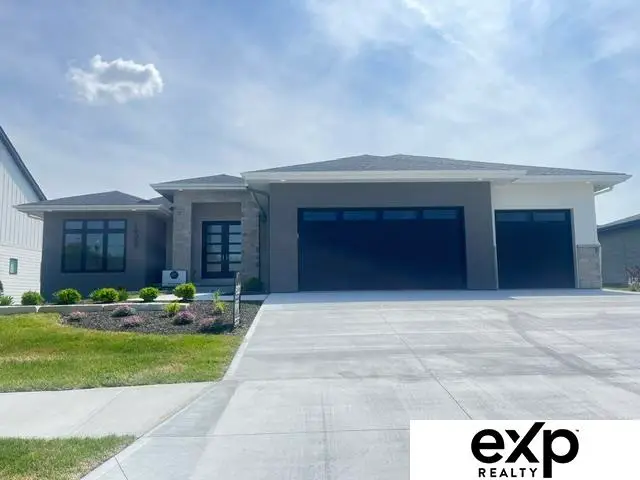 19009 Hackberry Drive, Gretna, NE 68028 - #1