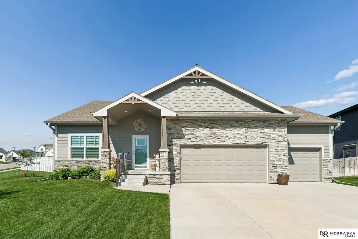11976 S 113th Street, Papillion, NE 68046 - #1