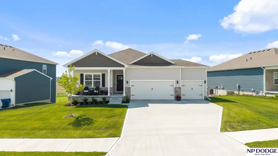17613 Rose Lane Road, Omaha, NE 68136 - #3