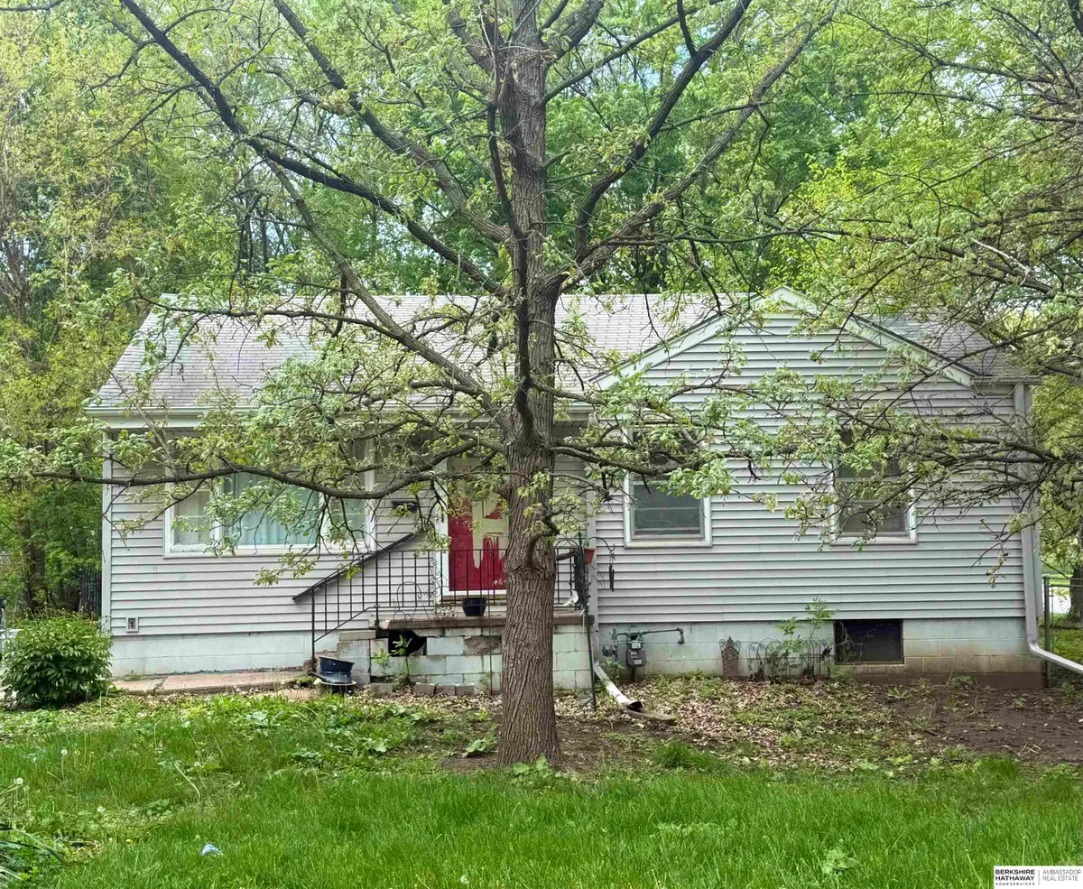 3714 N 56th Street, Omaha, NE 68104 - #1