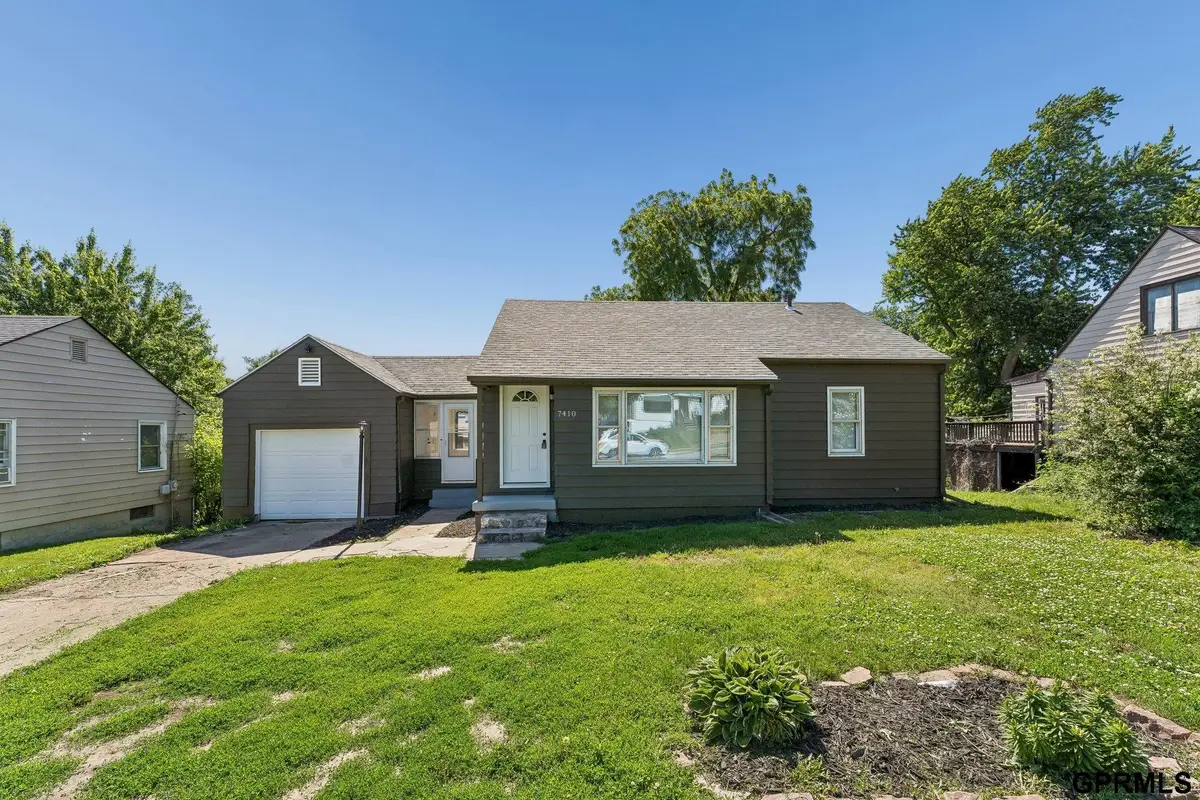 7410 N 28 Avenue, Omaha, NE 68112-0000 - #1