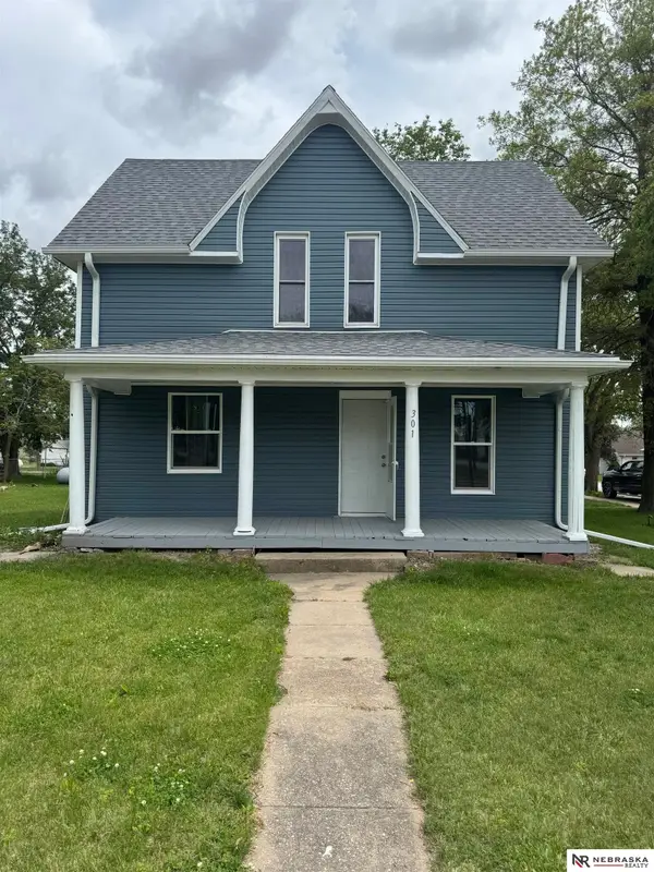 301 Francis Street, Daykin, NE 68338