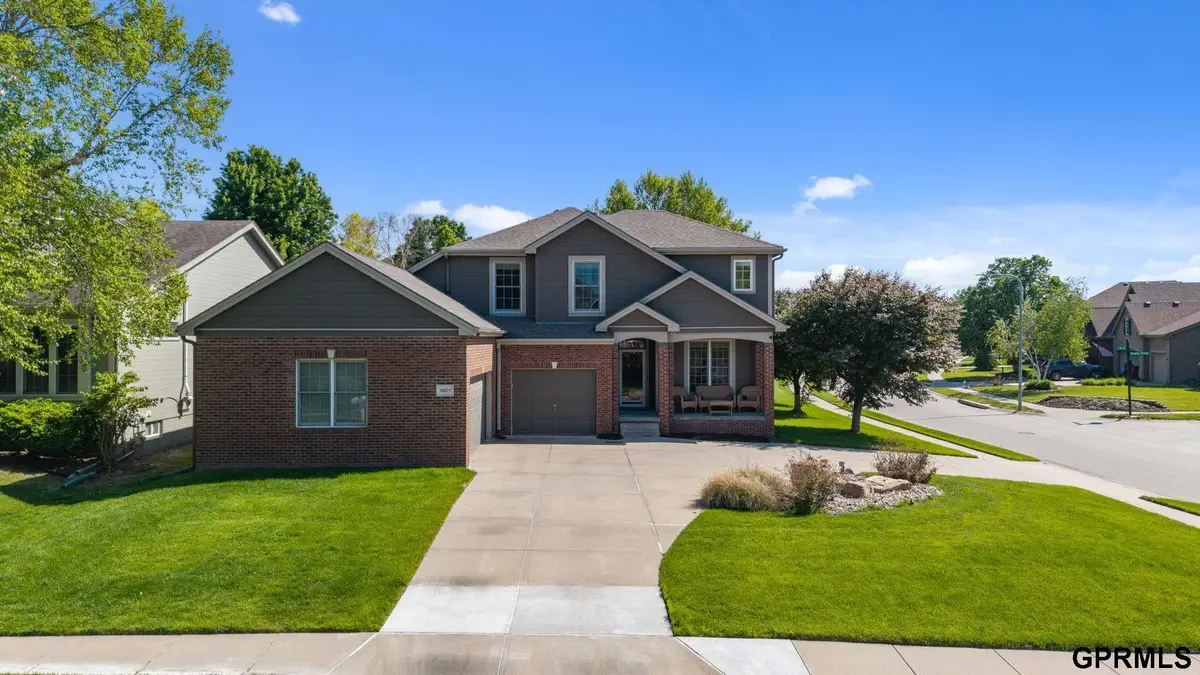 18025 Dewey Circle, Elkhorn, NE 68022 - #1