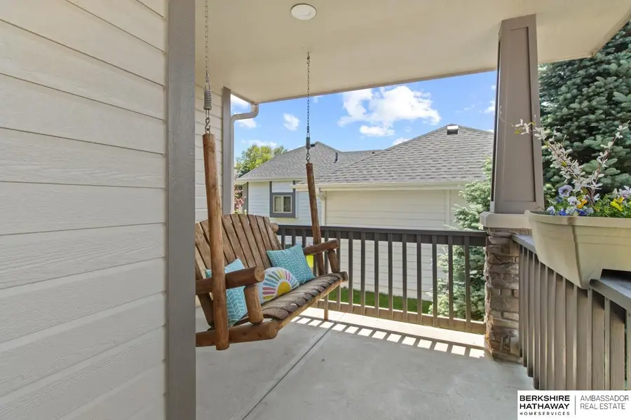 5621 N 154th Street, Omaha, NE 68116 - #3