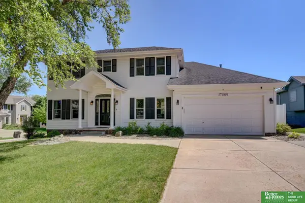 17809 Cinnamon Circle, Omaha, NE 68135