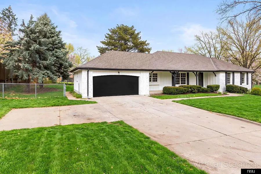11918 Leavenworth Road, Omaha, NE 68154 - #3