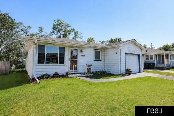 6919 B Street, Omaha, NE 68106