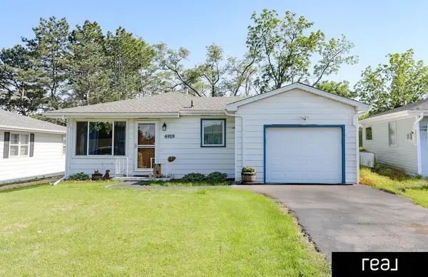 6919 B Street, Omaha, NE 68106